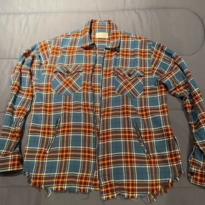 The Arago Zipper Plaid Shirt